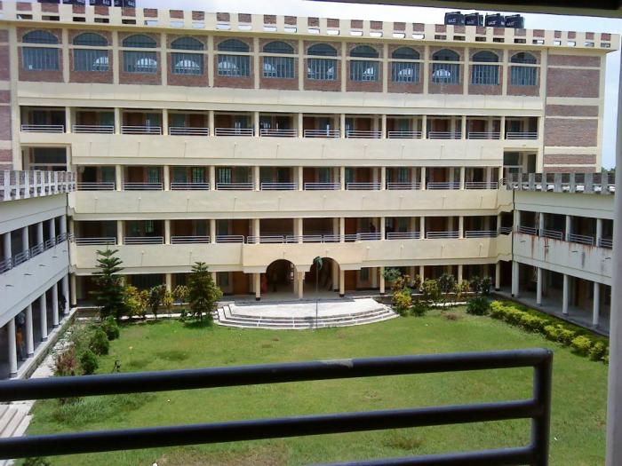 Dhaka Polytechnic Institute campus